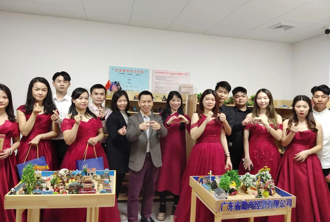 1677292592316366.jpg 640 (1).jpg